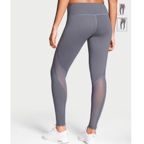 New! VS Knockout Tight Legging XS - Picture 2 of 4